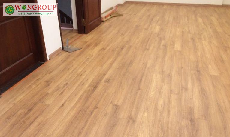 Sàn gỗ Janmi 12mm bản nhỏ